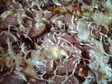 Fot. Elka..., Pizza z kiełbasą i pieczarkami