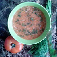 Pomidorowa ryżanka z koperkiem