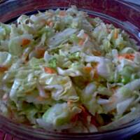 Surówka z młodej kapusty